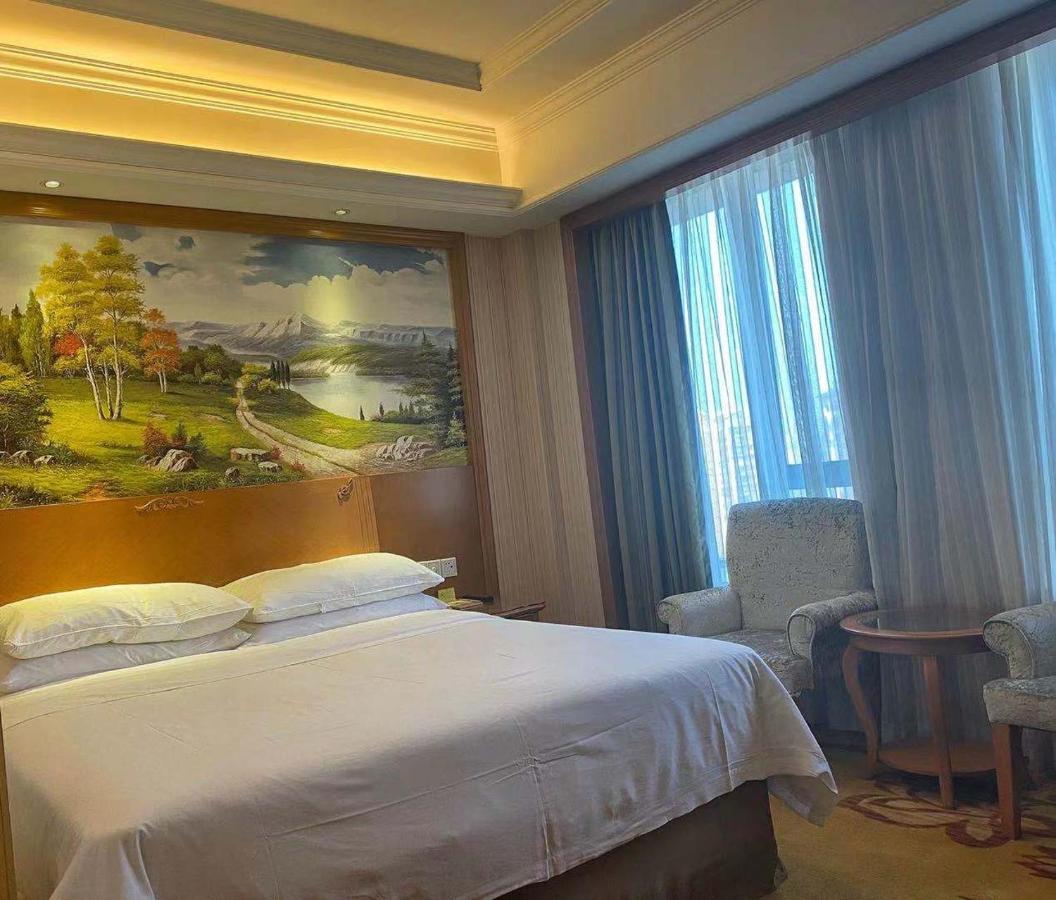 Wenyan Vienna International Hotel Hangzhou Zhuantang Art School מראה חיצוני תמונה